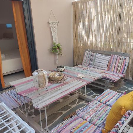 Votsalon Beach House Katastarion Екстер'єр фото