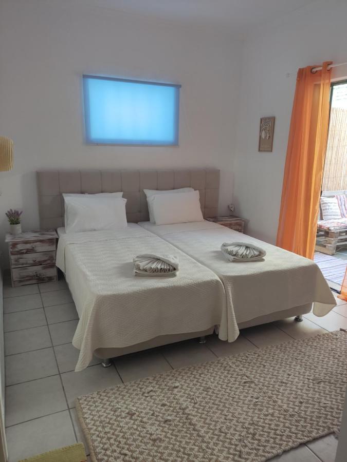 Votsalon Beach House Katastarion Екстер'єр фото