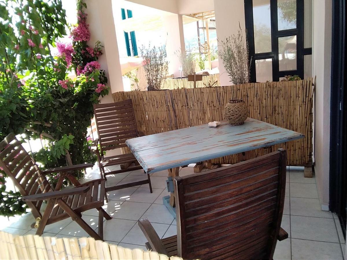 Votsalon Beach House Katastarion Екстер'єр фото
