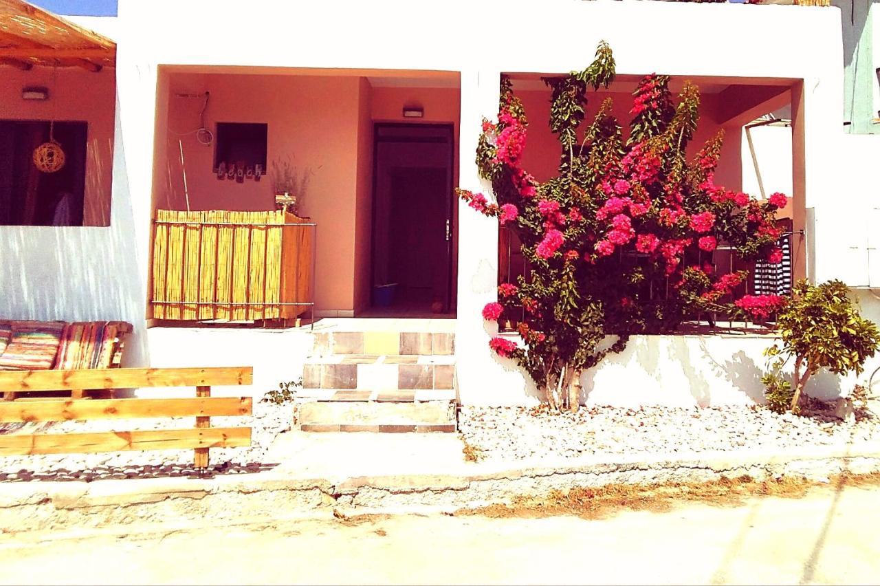 Votsalon Beach House Katastarion Екстер'єр фото