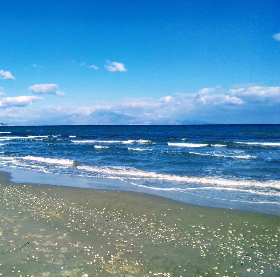 Votsalon Beach House Katastarion Екстер'єр фото